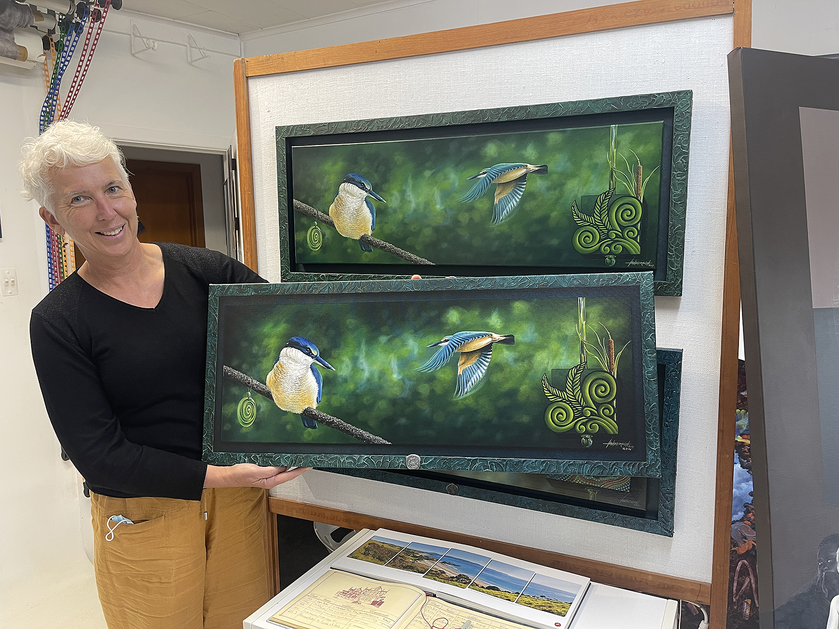 Kingfisher with a story from oil painting to reproduction prints